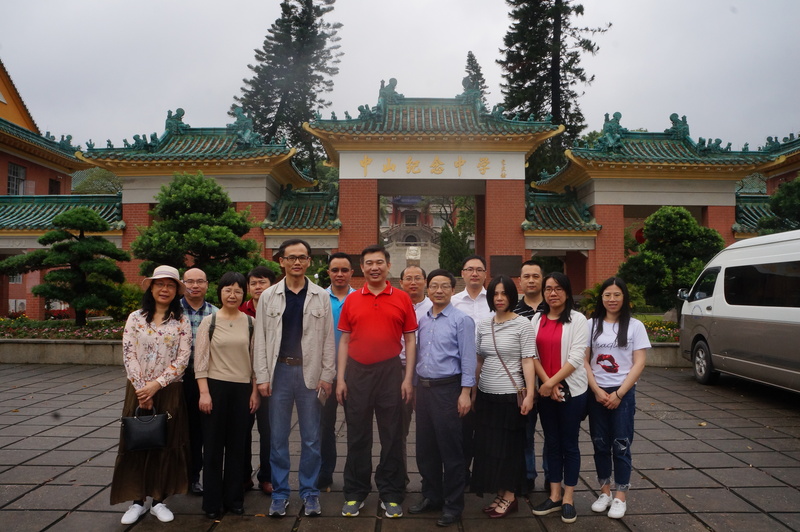 2019年4月19日，黄振球副主委陪同民盟河源市基层委员会学习考察组一行参观中山纪念中学.JPG